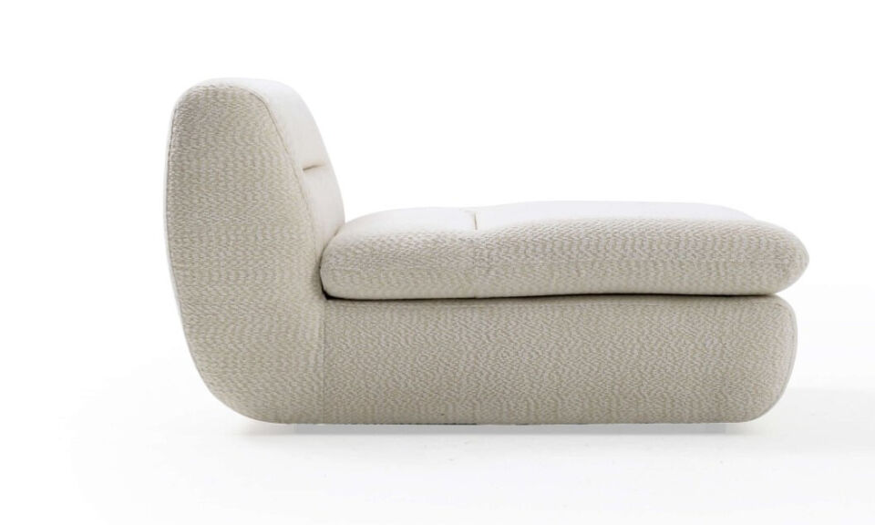 Nuvia Loveseat